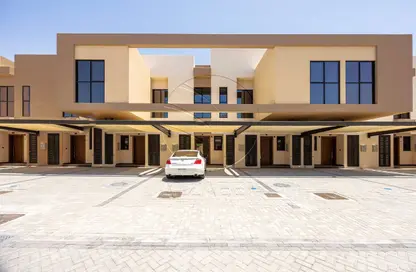 Townhouse - 2 Bedrooms - 3 Bathrooms for sale in Aldhay at Bloom Gardens - Bloom Gardens - Al Salam Street - Abu Dhabi