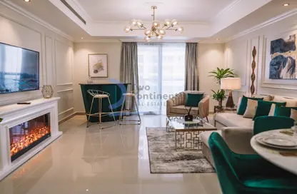Living Room image for: Duplex - 2 Bedrooms - 3 Bathrooms for sale in Princess Tower - Dubai Marina - Dubai, Image 1