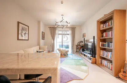 Apartment - 1 Bedroom - 1 Bathroom for rent in Asayel - Madinat Jumeirah Living - Umm Suqeim - Dubai