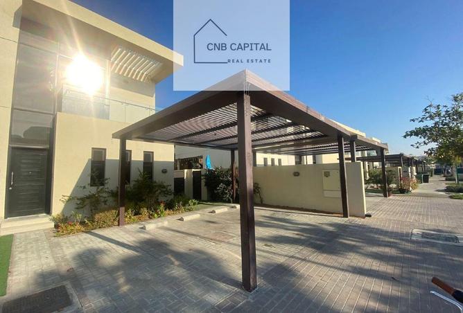 Immaculate condition| Popular cluster| Landscaped