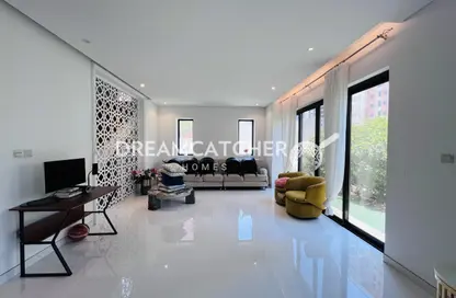 Townhouse - 5 Bedrooms - 6 Bathrooms for rent in Bloomingdale Townhouses - Bloomingdale - Dubai Sports City - Dubai