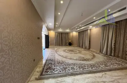 Villa - 5 Bedrooms for rent in Al Jurf 1 - Al Jurf - Ajman Downtown - Ajman