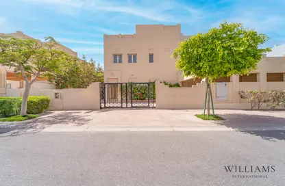 Villa - 4 Bedrooms - 5 Bathrooms for sale in Meadows 7 - Meadows - Dubai