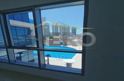 Balcony image for: Apartment - 1 Bedroom - 1 Bathroom for sale in Julfar Residence - City Of Lights - Al Reem Island - Abu Dhabi, Image 1