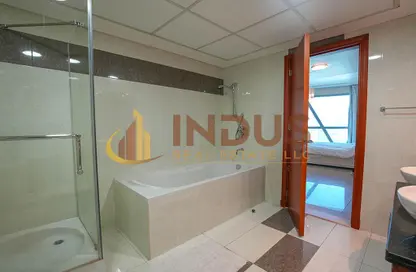 Apartment - 2 Bedrooms - 3 Bathrooms for sale in Park Tower A - Park Towers - DIFC - Dubai