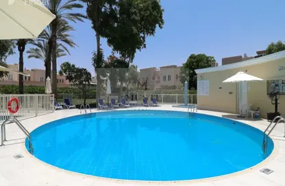 Villa - 2 Bedrooms - 3 Bathrooms for rent in Springs 12 - The Springs - Dubai