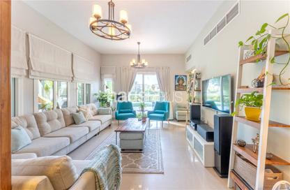 Townhouse - 3 Bedrooms - 4 Bathrooms for sale in Springs 11 - The Springs - Dubai