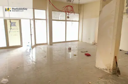 Shop - Studio - 1 Bathroom for rent in Y-11 - England Cluster - International City - Dubai