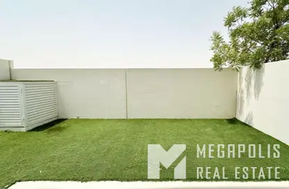 Townhouse - 3 Bedrooms - 5 Bathrooms for rent in Centaury - The Roots DAMAC Hills 2 - Damac Hills 2 - Dubai