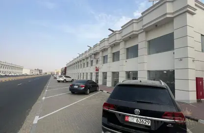 Shop - Studio - 1 Bathroom for rent in Al Zaheya Gardens - Al Zahya - Ajman
