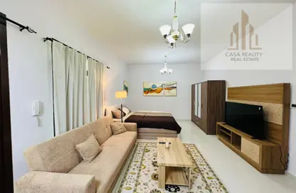 Apartment - 1 Bathroom for rent in Niloofar Tower - Culture Village - Dubai