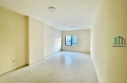 Apartment - 2 Bedrooms - 2 Bathrooms for rent in Port Saeed B–2 - Port Saeed - Deira - Dubai