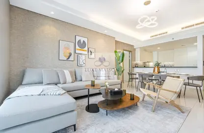 Apartment - 3 Bedrooms - 3 Bathrooms for sale in Paramount Tower Hotel  and  Residences - Business Bay - Dubai
