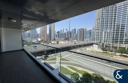 Apartment - 1 Bedroom - 2 Bathrooms for rent in SOL Bay - Business Bay - Dubai