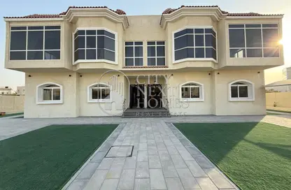 Villa - 5 Bedrooms - 6 Bathrooms for rent in Al Barsha South 1 - Al Barsha South - Al Barsha - Dubai