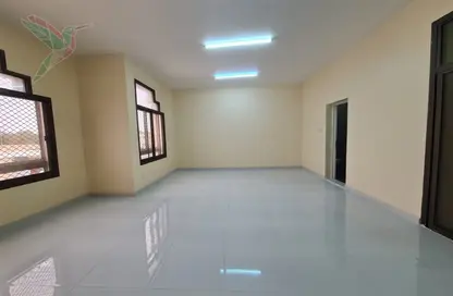 شقة - 3 غرف نوم - 3 حمامات للايجار في الكويتا - المقاطعة المركزية - العين