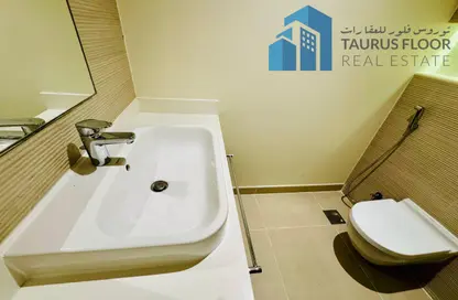 Apartment - 3 Bedrooms - 5 Bathrooms for rent in Tiara West Tower - Business Bay - Dubai