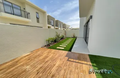 Terrace image for: Villa - 4 Bedrooms - 4 Bathrooms for rent in Camelia 1 - Camelia - Arabian Ranches 2 - Dubai, Image 1