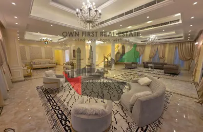 Villa - 5 Bedrooms - 7 Bathrooms for rent in Al Aweer 1 - Al Aweer - Dubai