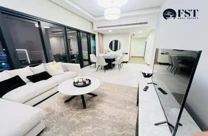 Living / Dining Room image for: Apartment - 2 Bedrooms - 3 Bathrooms for sale in SOL Bay - Business Bay - Dubai, Image 1