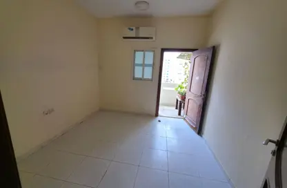 Apartment - 1 Bedroom - 1 Bathroom for rent in Al Rumailah building - Al Rumailah 2 - Al Rumaila - Ajman