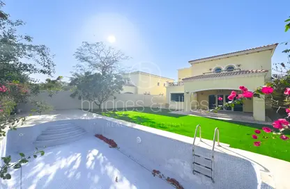 Villa - 4 Bedrooms - 6 Bathrooms for rent in Legacy - Jumeirah Park - Dubai