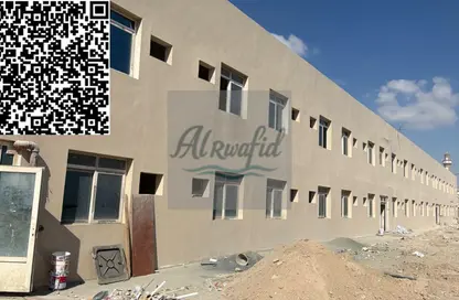 سكن عمال - استوديو - 8 حمامات للايجار في المنطقة الصناعية رقم 5 - المنطقة الصناعية بالشارقة - الشارقة