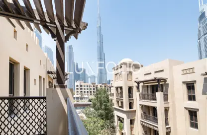 Apartment - 2 Bedrooms - 3 Bathrooms for sale in Zaafaran 4 - Zaafaran - Old Town - Dubai