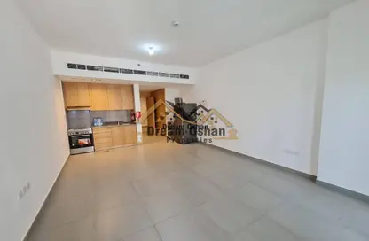 Apartment - Studio - 1 Bathroom for rent in Al Mamsha - Muwaileh - Sharjah