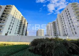 Outdoor Building image for: Studio - 1 bathroom for rent in Waters Edge - Yas Island - Abu Dhabi, Image 1