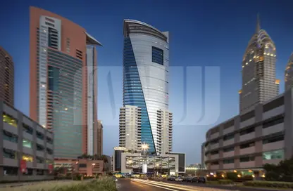Full Floor - Studio for rent in Al Salam Tower - Dubai Media City - Dubai