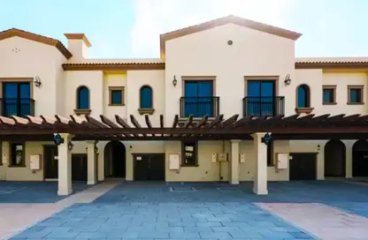 Townhouse - 4 Bedrooms - 5 Bathrooms for rent in Bloom Living - Zayed City (Khalifa City C) - Khalifa City - Abu Dhabi