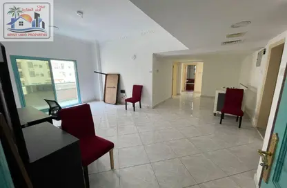 Apartment - 3 Bedrooms - 3 Bathrooms for rent in Al Khan Lagoon - Al Khan - Sharjah