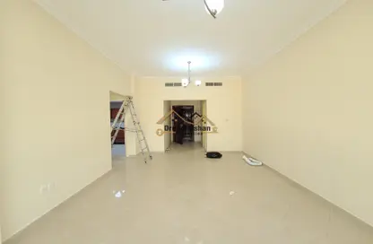 Apartment - 1 Bedroom - 2 Bathrooms for rent in Muwaileh - Sharjah