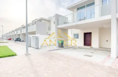 Townhouse - 3 Bedrooms - 3 Bathrooms for sale in Mimosa - Damac Hills 2 - Dubai