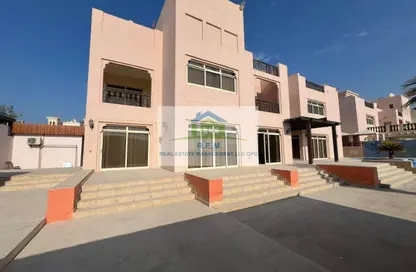 Villa - 5 Bedrooms - 6 Bathrooms for sale in The Townhouses at Al Hamra Village - Al Hamra Village - Ras Al Khaimah