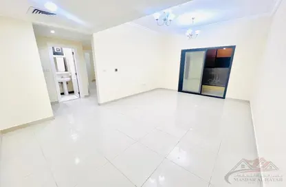 Apartment - 1 Bedroom - 2 Bathrooms for rent in Muwaileh 29 Building - Muwaileh - Sharjah