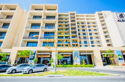 شقة - غرفة نوم - 2 حمامات للايجار في B بناية - الزينة - شاطئ الراحة - أبوظبي شقة - غرفة نوم - 2 حمامات للايجار في B بناية - الزينة - شاطئ الراحة - أبوظبي