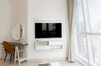 Apartment - Studio - 1 Bathroom for rent in The Court Tower - Business Bay - Dubai