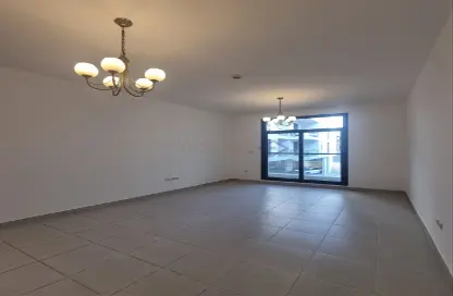 Apartment - 2 Bedrooms - 3 Bathrooms for rent in Al Hamriya Building - Bur Dubai - Dubai