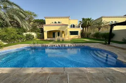 Villa - 4 Bedrooms - 5 Bathrooms for rent in Legacy - Jumeirah Park - Dubai