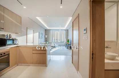 Apartment - 1 Bedroom - 2 Bathrooms for rent in The Palm Tower - Palm Jumeirah - Dubai