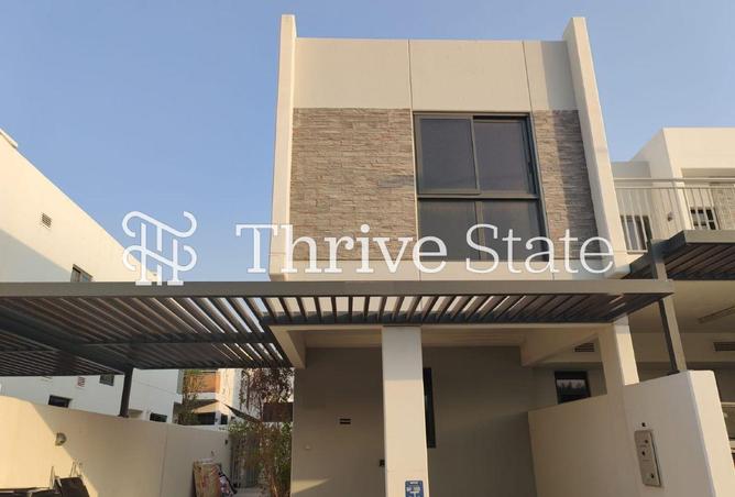 Premium Cluster | Closed Kitchen | With Maids