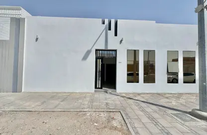 Apartment - 3 Bedrooms - 3 Bathrooms for rent in SHM12 - Al Shawamekh - Abu Dhabi