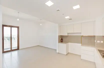 Apartment - 2 Bedrooms - 2 Bathrooms for rent in Zahra Breeze Apartments 4A - Zahra Breeze Apartments - Town Square - Dubai