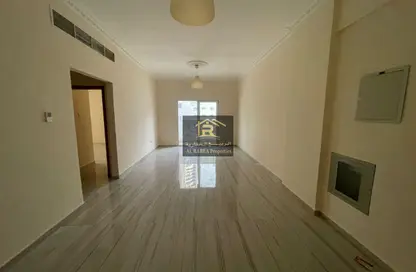 Apartment - 1 Bedroom - 2 Bathrooms for rent in Al Rashidiya Towers - Al Rashidiya - Ajman Downtown - Ajman