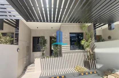 تاون هاوس - 4 غرف نوم - 6 حمامات للبيع في الفرجان - دبي