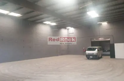 Warehouse - Studio - 1 Bathroom for rent in Al Quoz Industrial Area 4 - Al Quoz Industrial Area - Al Quoz - Dubai