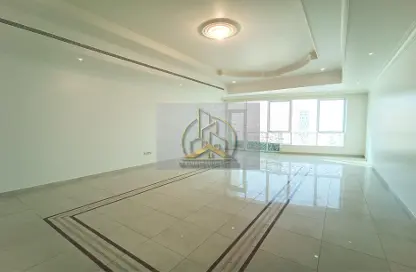 Apartment - 4 Bedrooms - 5 Bathrooms for rent in Ganadah Tower - Al Khalidiya - Abu Dhabi