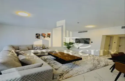 شقة - غرفة نوم - 2 حمامات للايجار في مساكن كورنيش عجمان - طريق كورنيش عجمان - عجمان